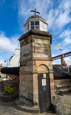 Queensferry Passage Ferry Photographs – 1934–1964 - Lighthouse North Queensferry 2